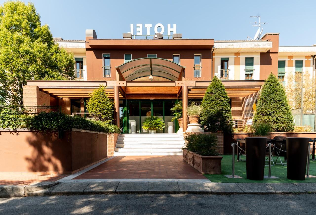 Hotel Querini Budget & Business Hotel Sandrigo Exterior photo